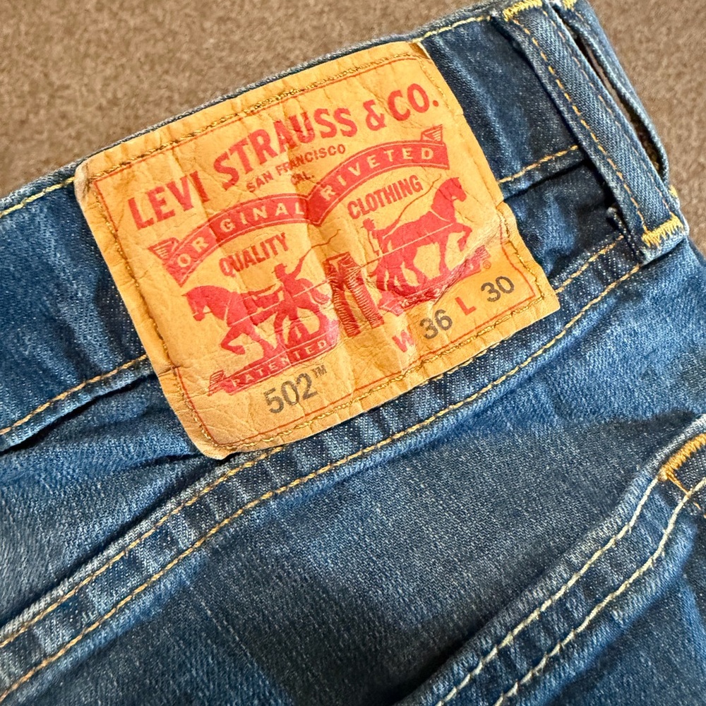 Levi Strauss & Co 502 Men's Jeans